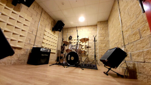 Locales de ensayo Vip Plus. Madrid Río. Kelly Music Box.